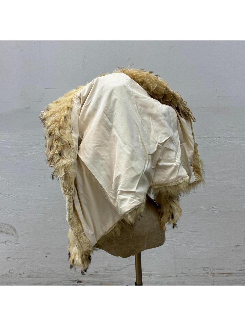 Vintage Y2K Lace and Raccoon Rabbit Calfskin Fur Jacket Burnt Cream - Picture 8 of 8